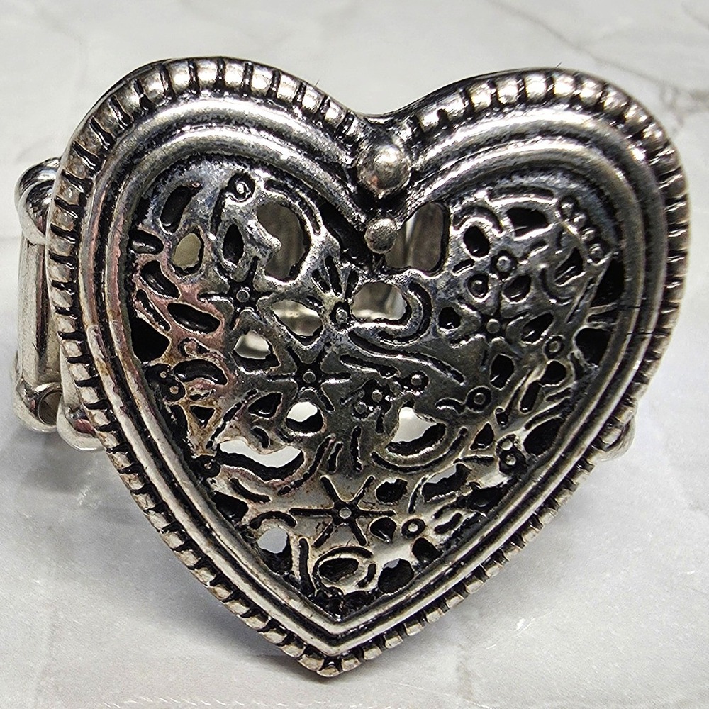 New Heart Stretch Ring Band SilverTone Filigree Statement Ring Love Jewelry Gift